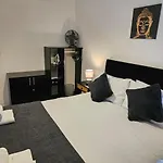 Liverpool Home With Parking